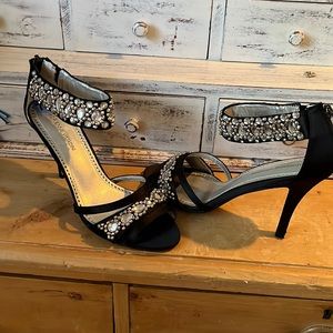 Adrienne Vittadini black satin/rhinestone 3 inch heel